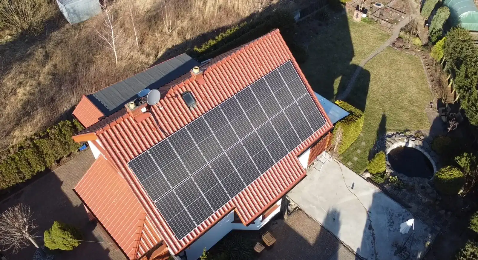 Instalacja fotowoltaiczna 9,2 kWp na dachu domu w Swarzędzu