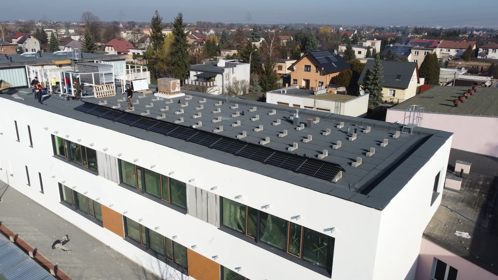 Instalacja fotowoltaiczna 20 kWp na dachu szkoły w Luboniu